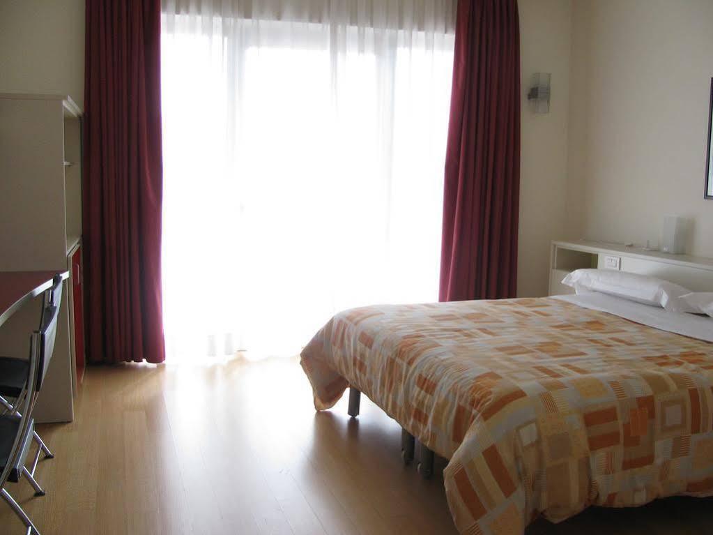 Hotel Lago Losetta Sestriere Esterno foto
